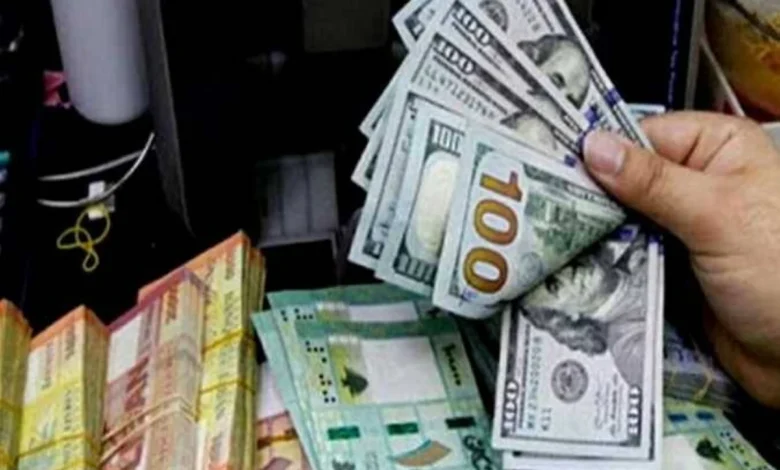 الدولار يقفز بالبنوك اليوم والأموال الساخنة تعود بقوة إلى السوق المصرية