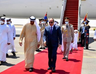 السيسي يستقبل محمد بن زايد اليوم بالعلمين ويبحثان تطورات المنطقة وتعزيز التعاون المشترك الثنائي