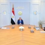 السيسي يوجه بتسريع تنفيذ الاستراتيجية الصناعية وتعزيز توطين الصناعة وزيادة الصادرات المصرية عالميًا