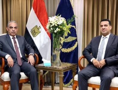 محافظ الإسماعيلية يهنئ مدير الأمن الجديد ويؤكد تعزيز التعاون لخدمة المواطنين والاستقرار