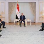 الرئيس عبد الفتاح السيسي يستقبل خليفة حفتر لبحث دعم استقرار ليبيا وتوحيد مؤسساتها
