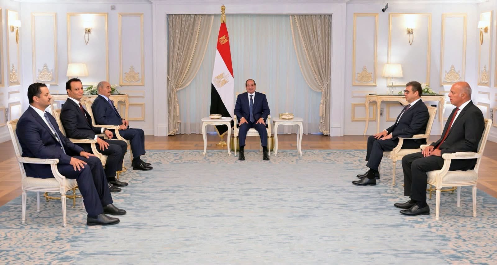 الرئيس عبد الفتاح السيسي يستقبل خليفة حفتر لبحث دعم استقرار ليبيا وتوحيد مؤسساتها