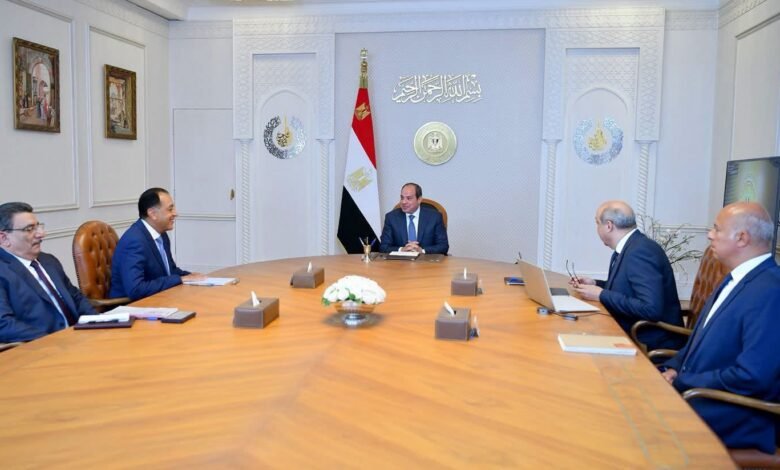 السيسي يوجه بتطوير المطارات وتعزيز الاستثمارات وتحسين خدمات المسافرين بمصر