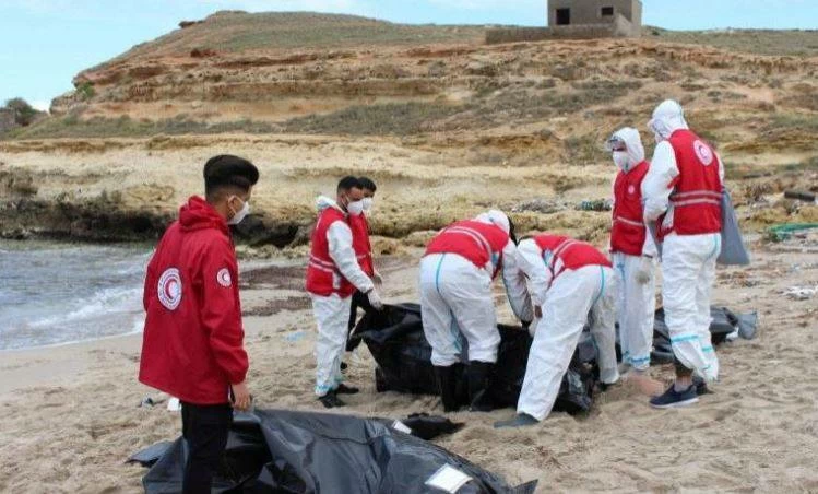 العثور على 11 جثة لمهاجرين قبالة سواحل ليبيا في مأساة جديدة