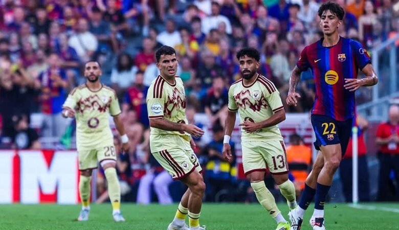 برشلونة يهزم الأهلي 2-1 ويتوج بكأس خوان جامبر وسط تألق الشناوي