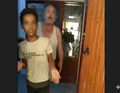 بسبب حيلة الموبايل.. القبض على مسن استدرج طفلًا إلى شقته بأبو زعبل