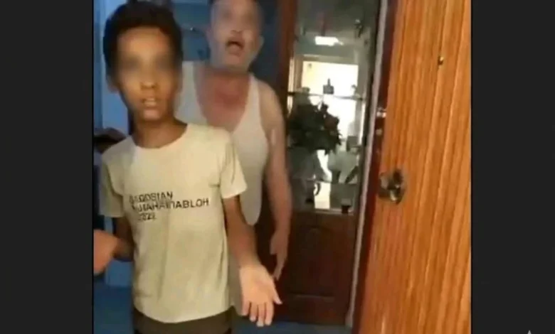 بسبب حيلة الموبايل.. القبض على مسن استدرج طفلًا إلى شقته بأبو زعبل