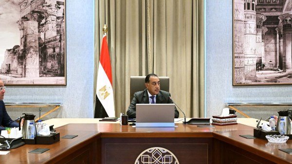 رئيس الوزراء يستعرض الترتيبات النهائية لزيارة الرئيس الصيني شي جين بينج