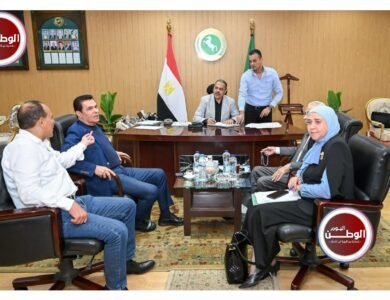 محافظ الشرقية يؤكد التعاون بين النواب والشيوخ لحل مشكلات المواطنين