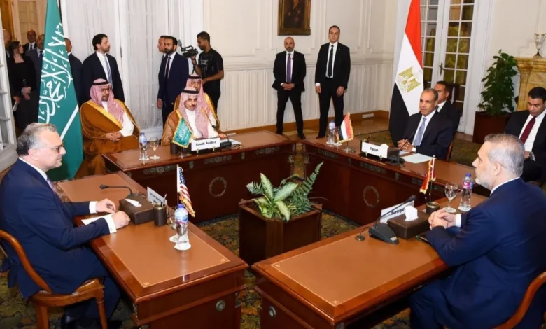 اجتماع القاهرة يدعم المسار الأممي لتوحيد المؤسسات وإجراء الانتخابات في ليبيا