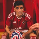 الأهلي يخطط لتجديد عقد أشرف بن شرقي قبل نهاية الموسم الجاري