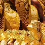الذهب يواصل التراجع الثلاثاء وعيار 21 يستقر عند 6300 جنيه للجرام