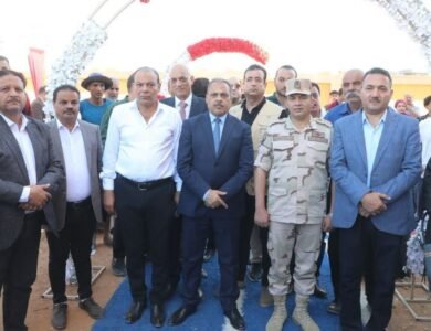 محافظ الشرقية يفتتح مدرستي طوخ القراموص والحمادين بأبو كبير بتكلفة 57 مليون جنيه