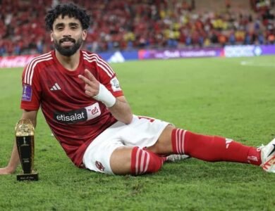 مروان عطية يواصل التألق ويمنح الأهلي التوازن والقوة في وسط الملعب