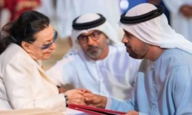 مليون درهم وميدالية ذهبية.. نجاة الصغيرة شخصية العام الثقافية بالإمارات تقديرًا لمسيرتها الفنية