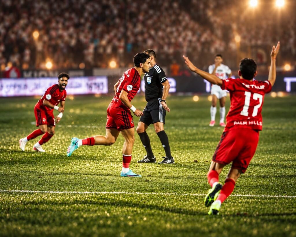 الأهلي يعتلي منصة الصدارة بعد الفوز على الزمالك بثنائية في قمة الدوري