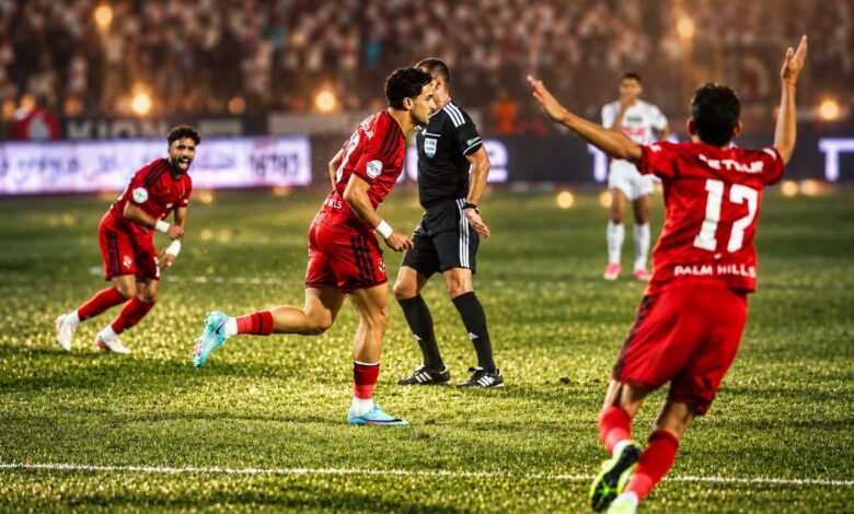 الأهلي يعتلي منصة الصدارة بعد الفوز على الزمالك بثنائية في قمة الدوري