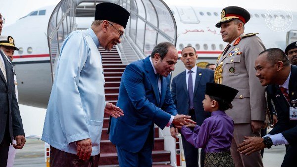 السيسي وملك ماليزيا يبحثان تعزيز الشراكة الاقتصادية ويؤكدان دعم القضية الفلسطينية