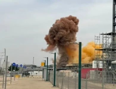 انفجار بمصنع إنتل جنوب إسرائيل يُصيب 3 أشخاص وسط مخاوف من تسرب مواد خطرة