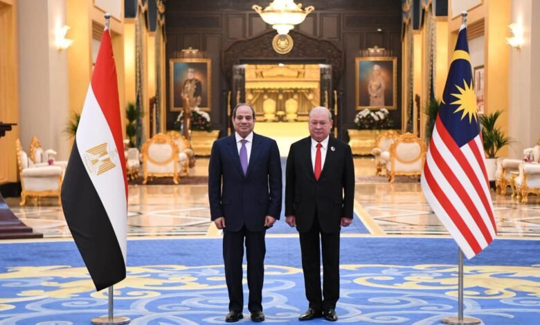 مصر وماليزيا ترتقيان بالعلاقات إلى شراكة استراتيجية وتؤكدان دعم فلسطين